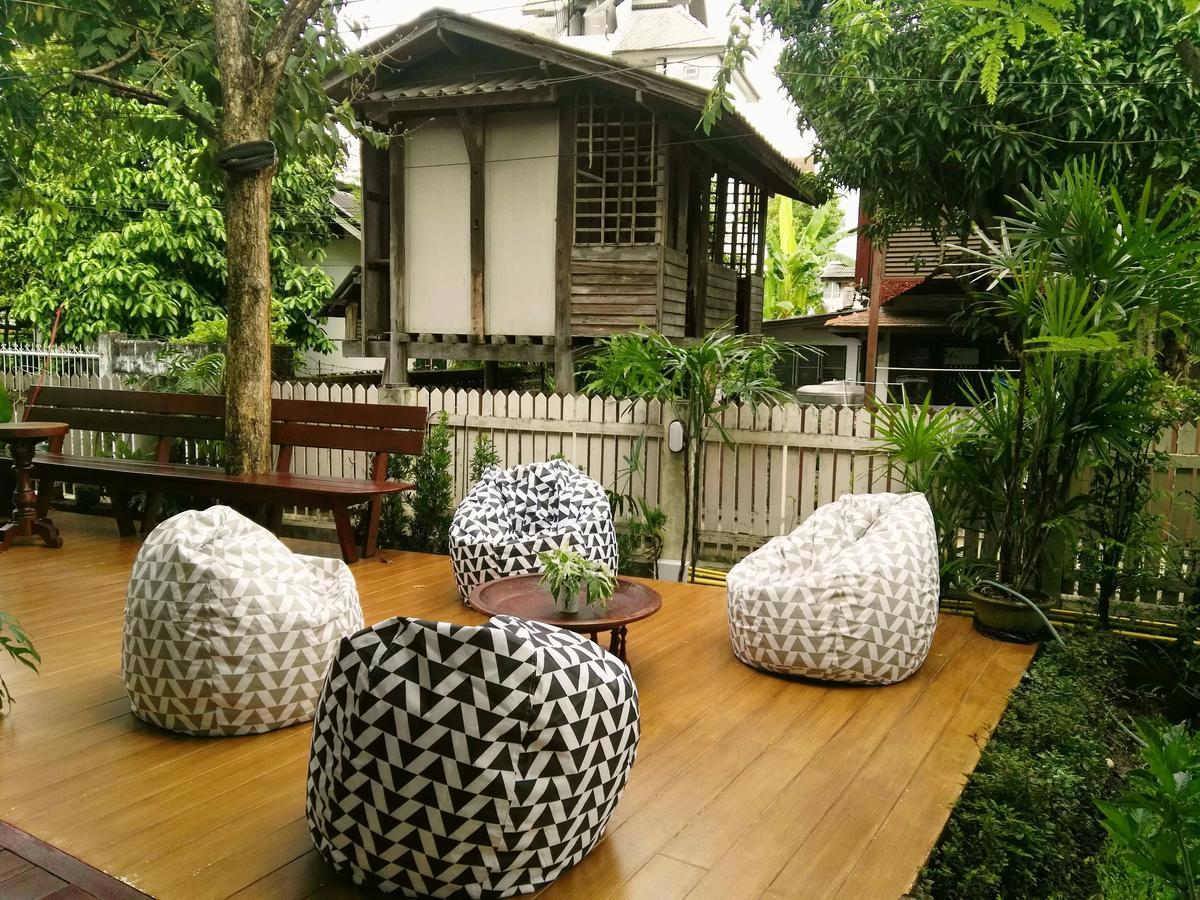 18 In Town Homestay Chiang Mai Esterno foto