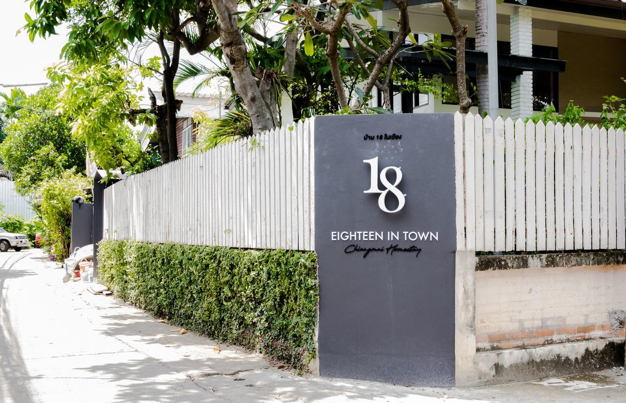 18 In Town Homestay Chiang Mai Esterno foto